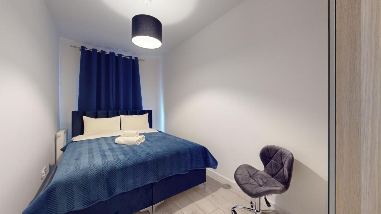 Family House Near The Market Square -Perfect For Family & Business Stays - Ksiecia Witolda Street 500 Steps To Market Square - 2 Bedrooms,2 Parking Places Wrocław Exterior foto