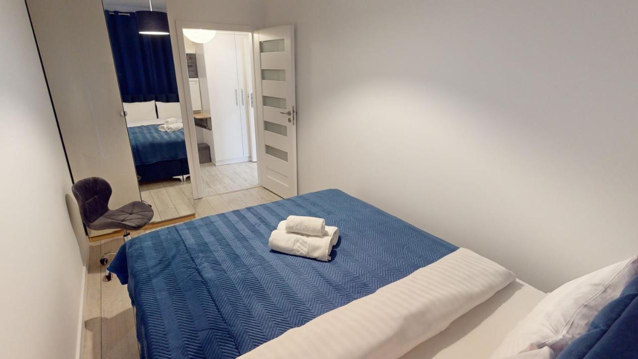 Family House Near The Market Square -Perfect For Family & Business Stays - Ksiecia Witolda Street 500 Steps To Market Square - 2 Bedrooms,2 Parking Places Wrocław Exterior foto