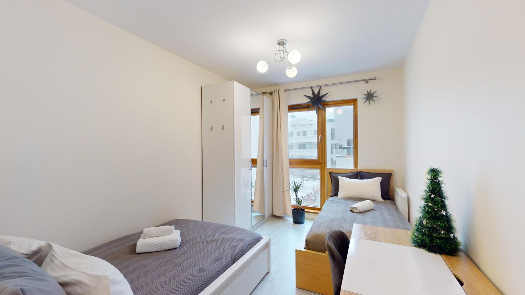 Family House Near The Market Square -Perfect For Family & Business Stays - Ksiecia Witolda Street 500 Steps To Market Square - 2 Bedrooms,2 Parking Places Wrocław Exterior foto