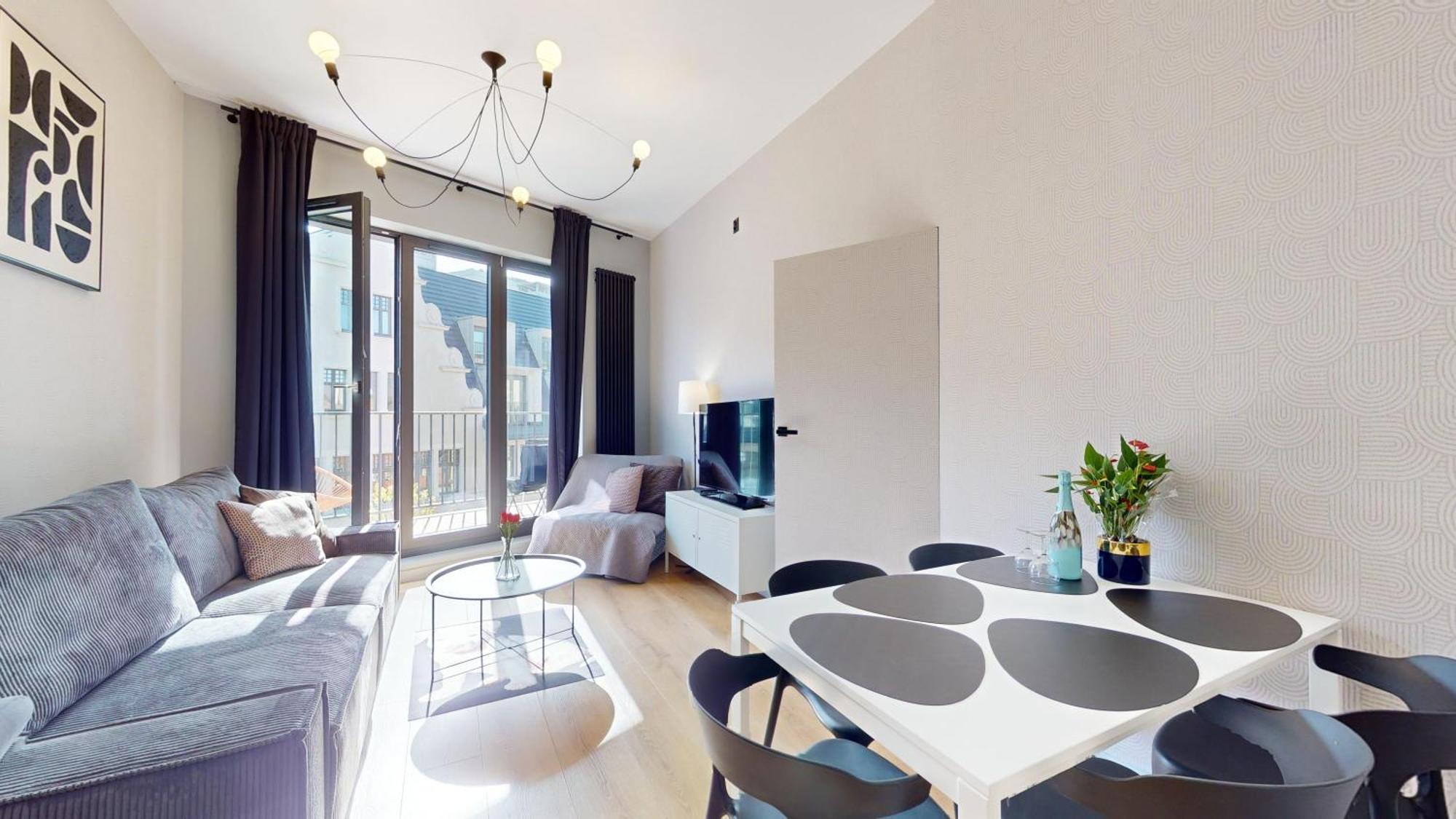 Family House Near The Market Square -Perfect For Family & Business Stays - Ksiecia Witolda Street 500 Steps To Market Square - 2 Bedrooms,2 Parking Places Wrocław Exterior foto