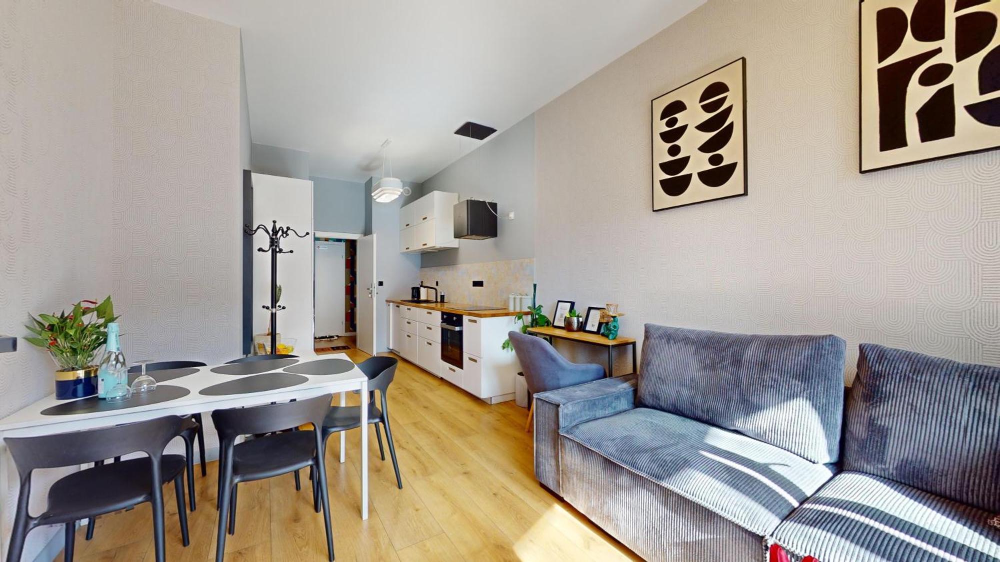 Family House Near The Market Square -Perfect For Family & Business Stays - Ksiecia Witolda Street 500 Steps To Market Square - 2 Bedrooms,2 Parking Places Wrocław Exterior foto